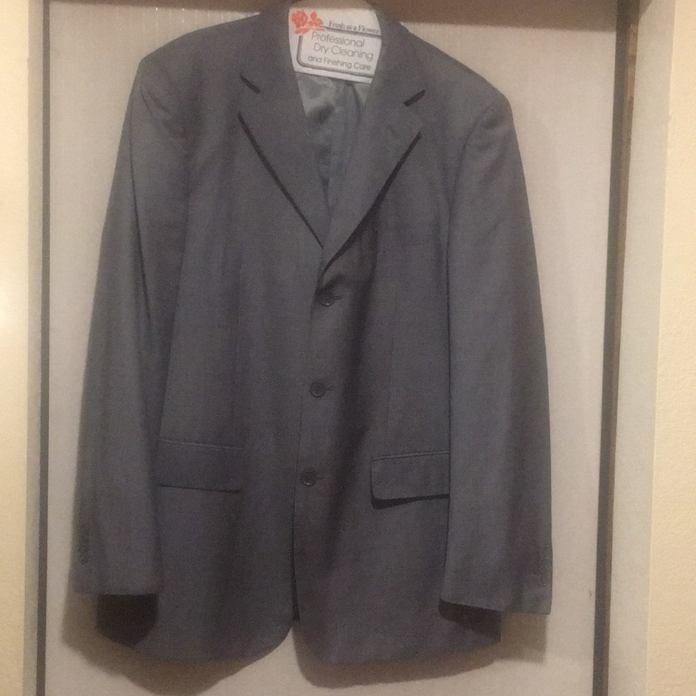 Riccardo men’s suit jacket size 42L